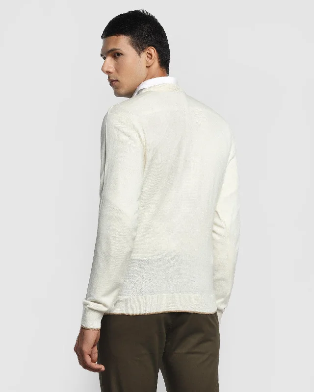 solid-v-neck-sweater-in-ecru-melange-savior