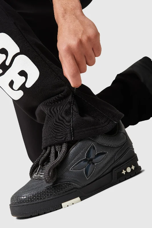 dream-is-free-flared-jogger-black