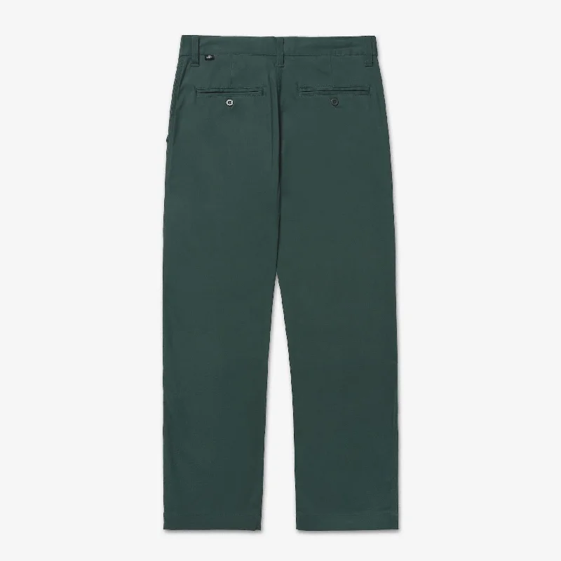 foundations-fw23-chino-forest
