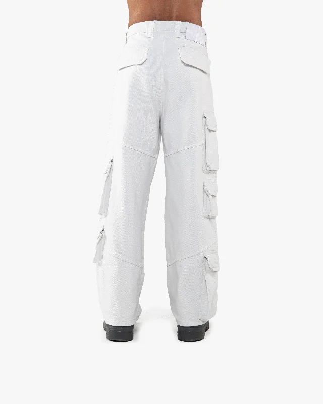 multipocket-cargopants-light-grey